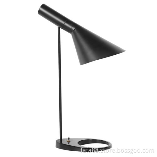 Arne Jacobsen Aj Lamp